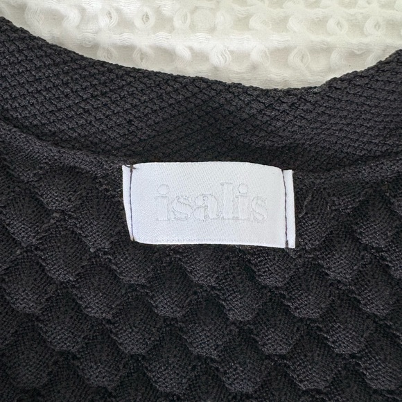 Isalis Crop Vest - Picture 2 of 3